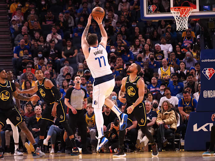 61A11168-C197-4DB5-8A47-5D48A79AA6EC